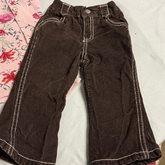 Old Navy - Pink Ribbed Top and corduroy pants - Picture 4 of 6